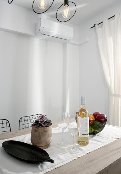 Marie'S Luxury City Center Apartment 이라클리온 외부 사진
